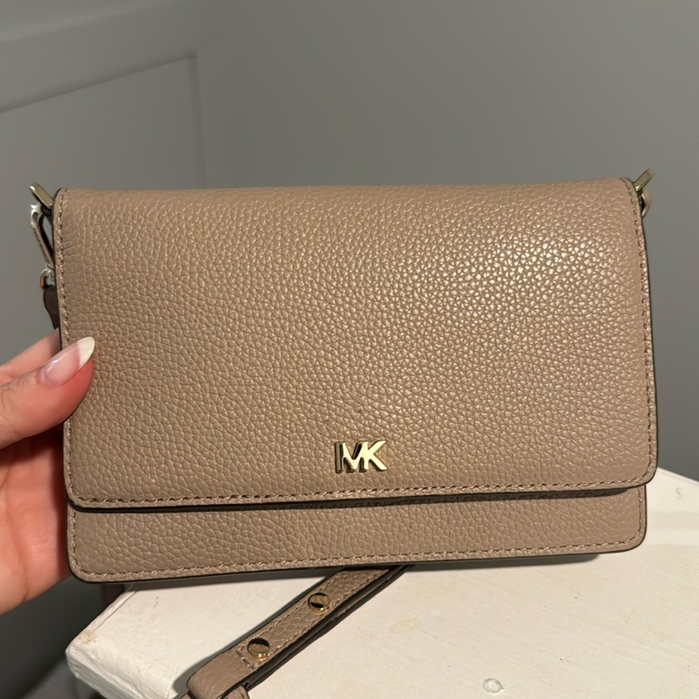 Michael Kors Crossbody Purse